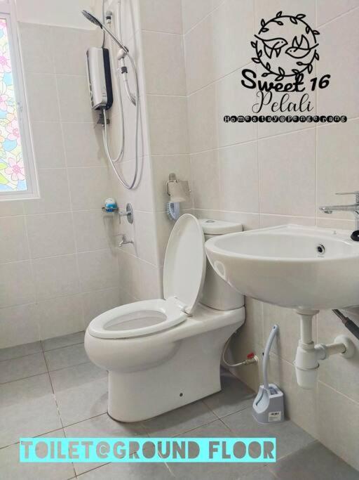 Sweet 16 Pelali Homestay Pengerang Exterior foto
